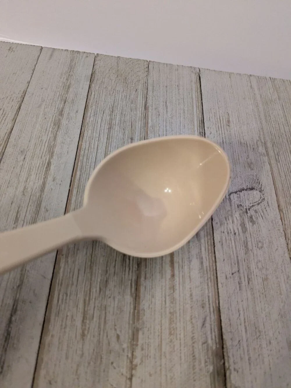 Vintage Tailor Made #1 Almond Nylon Plastic Ladle Dipper Spoon 10 1/2